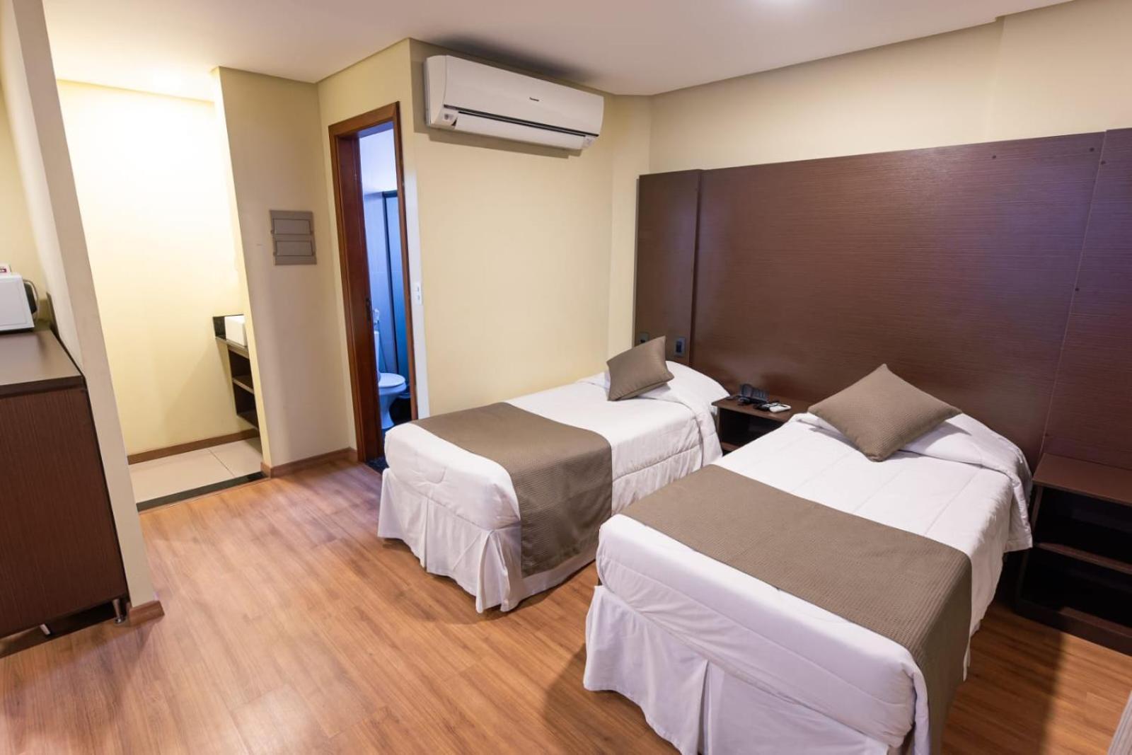 Olavo Bilac Hotel Taubate Bagian luar foto